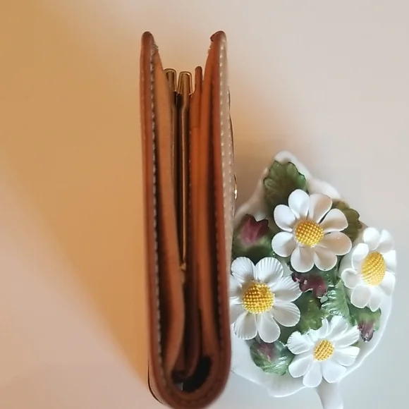 Vintage Gucci Brown Monogram Wallet - Picture 3 of 15